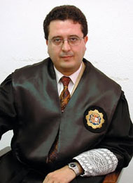 La penitencia de Serrano, el juez 'antifeminista'